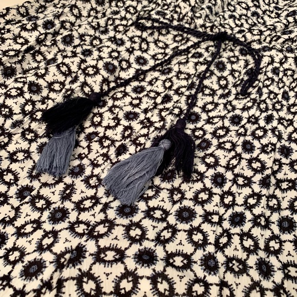 Beach Vibe jumpsuit💙🤍 Size M - Picture 2 of 4